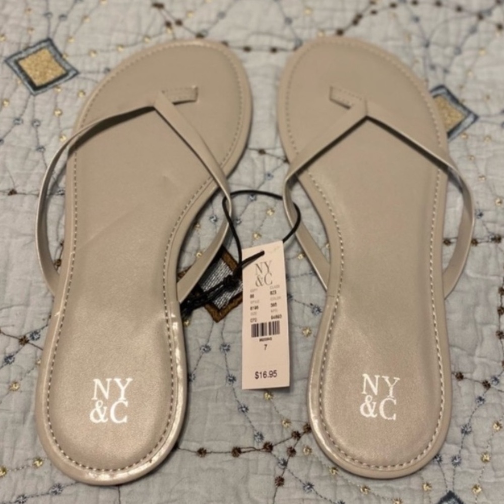 NY&C Grey Flip Flips Size 7